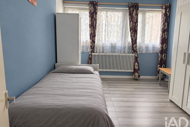 35, Maud Road, London photo 4