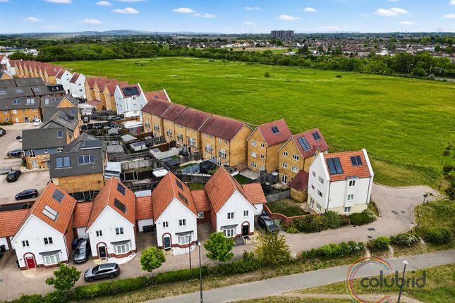 102, Barnmead Meadow, Grays photo 2