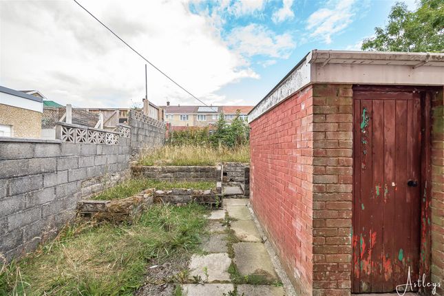 37, Heol Awstin, Swansea photo 5
