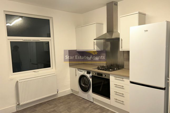Thumbnail Room to rent in The Broadway, Southall, Greater London