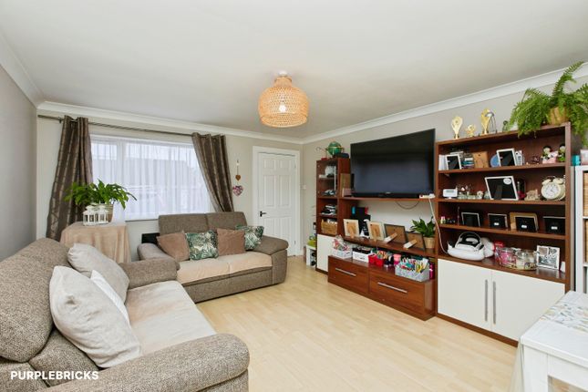 3, Thirston Close, Nottingham photo 3