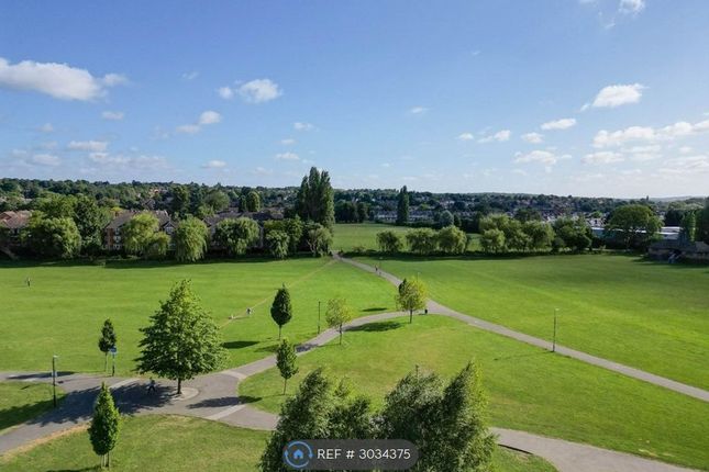 Caversham, Reading photo 2