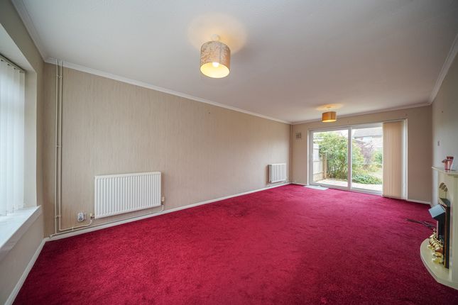 6 Megdale Place, Aylesbury photo 3