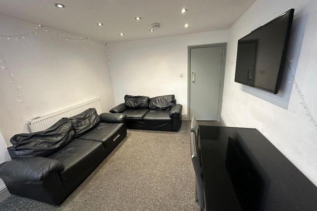 102, Hubert Road, Birmingham photo 2
