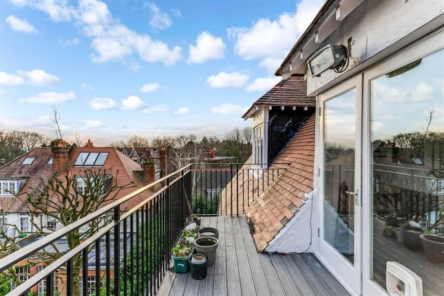 31d, Lyndhurst Road, London photo 4