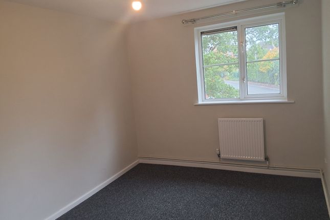 21, Burns Villas, Stainforth, Doncaster photo 4