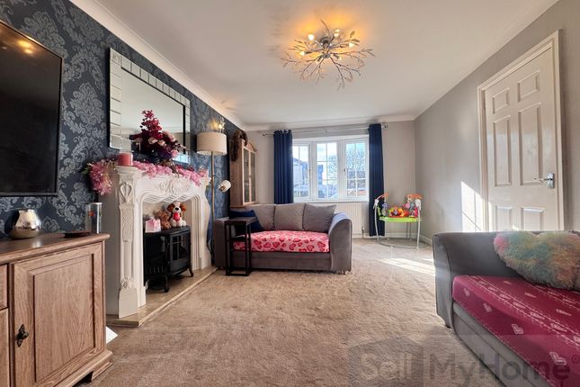 11 Ridgwood Avenue, Blackpool photo 3