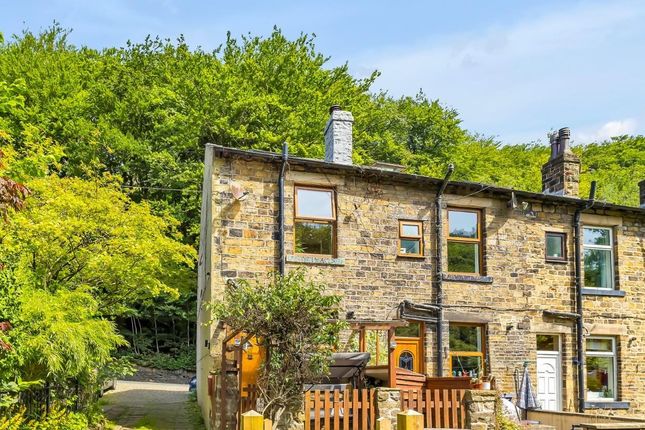 2-bed house on 231, Bacup Road, Todmorden, £135,000