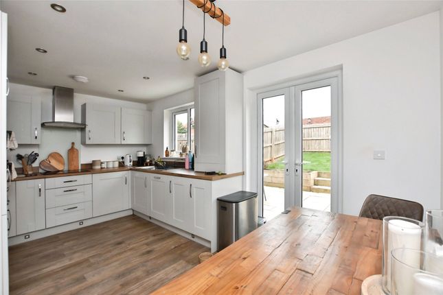 40, Higher Furlong Road, Exeter photo 2