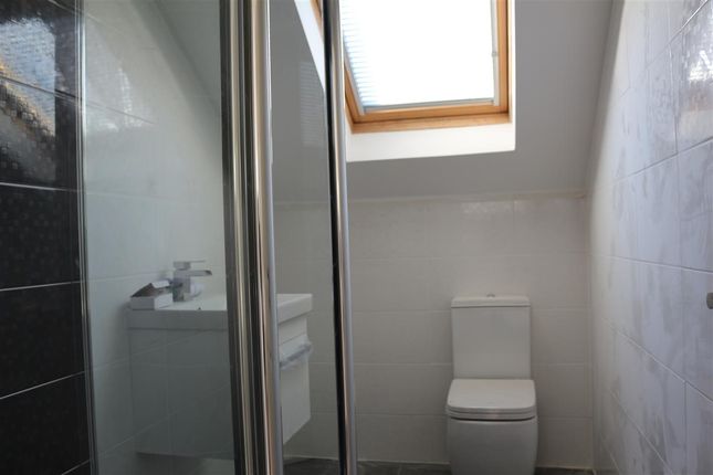 87, Byron Avenue, Manor Park photo 5