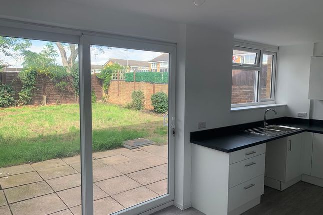 12 Lydd Croft, Castle Vale, Birmingham photo 3