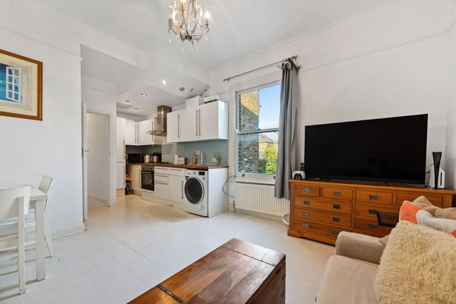 Flat 3, 19 Allison Road, London photo 2