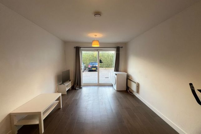 17 Star Apts, 526 Fishponds Road, Bristol photo 3