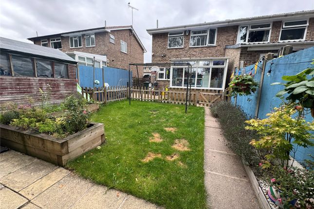 10, Meadow Close, Derby photo 3