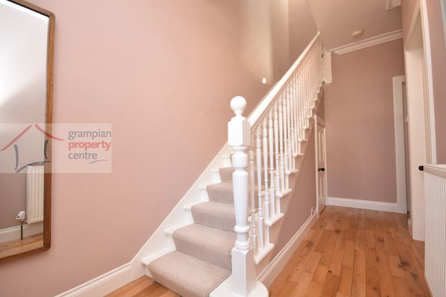 9 Grant Street, Elgin photo 2