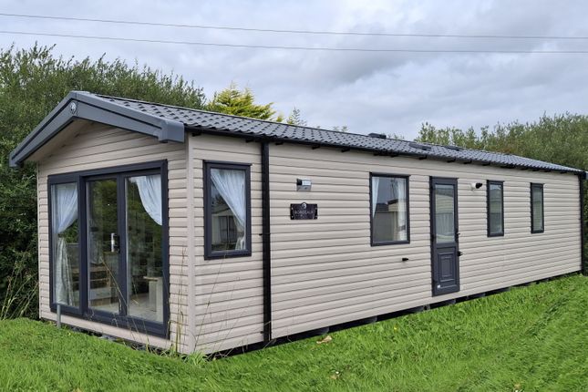 Thumbnail Mobile/park home for sale in Devonshire Drive, Tenby