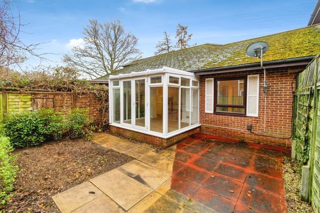 9, The Pines, 212, Tremona Road, Hampshire photo 4
