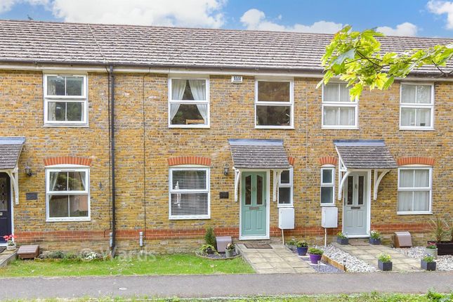 21, Ferry Lane, Rochester photo 2