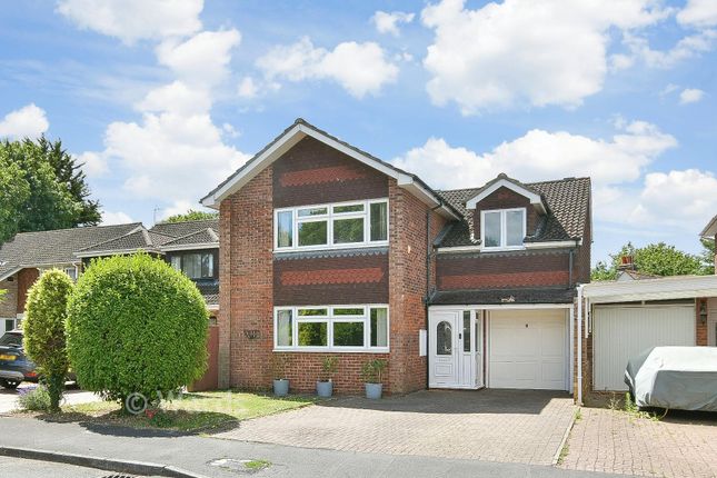 34, Fairlight Cross, Longfield photo 2