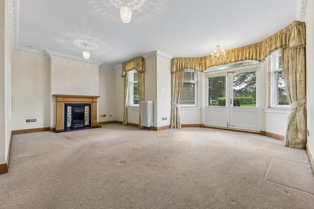 Flat 1, 55, Victoria Place, Stirlingshire photo 3