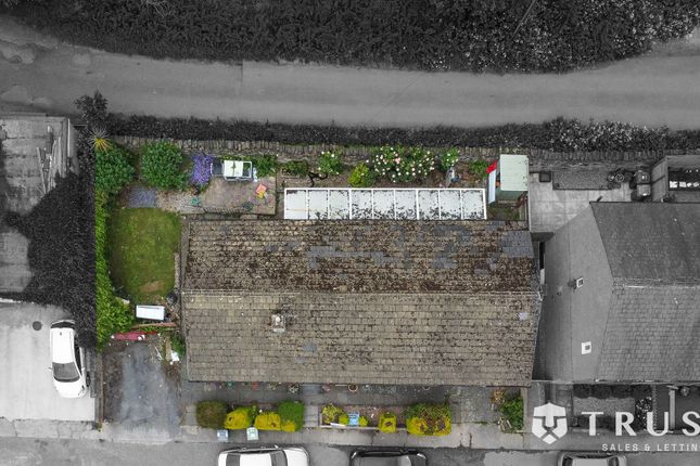 3 Eastfield Road, Mirfield photo 2