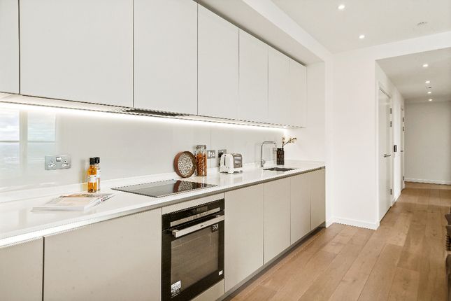 Flat to rent in 2, Fortunes Walk, London