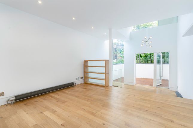 Thumbnail End terrace house to rent in Corsica Street, London