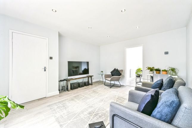 4, Hexham Close, Mansfield photo 4