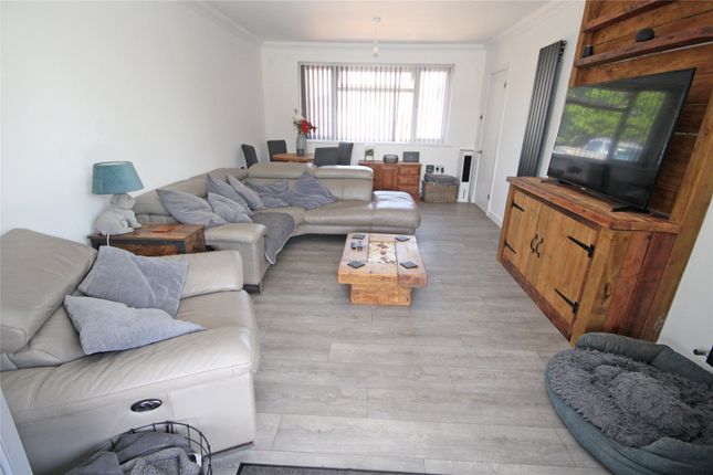 43, Barton Lane, New Milton photo 4