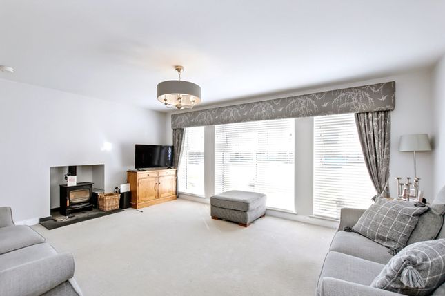 33, Craigengar Gate, West Linton photo 3