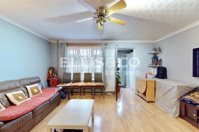 17 Barham Court,, Barham Close, Wembley photo 3