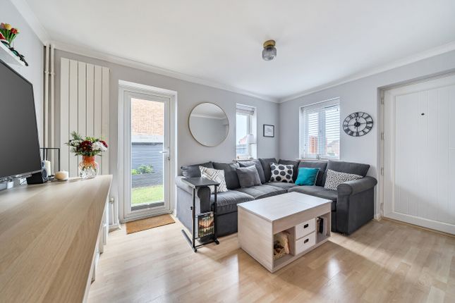 59, Faygate Way, Reading photo 3