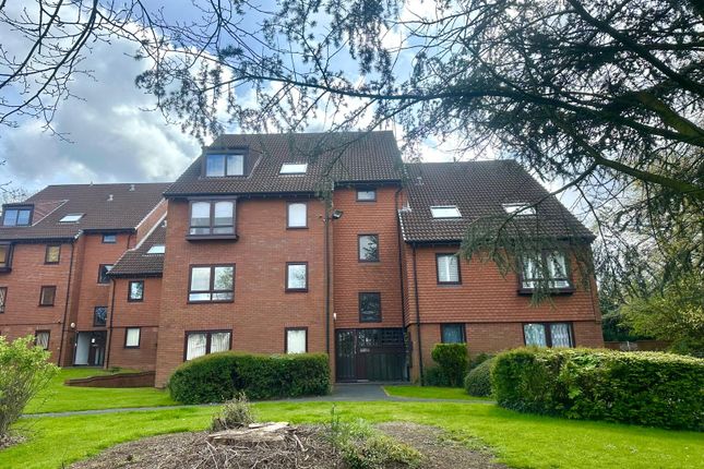 Thumbnail Flat for sale in Moncrieffe Close, Dudley