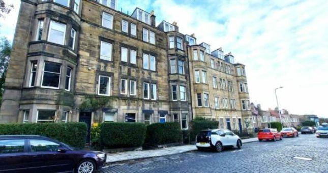 Flat to rent in (2F) East Claremont Street, Edinburgh