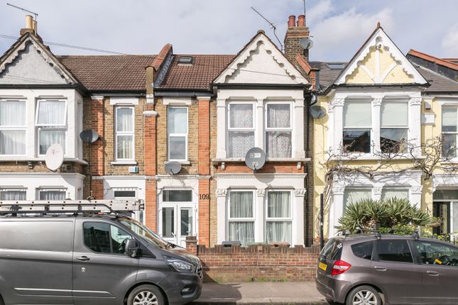 Thumbnail Terraced house for sale in Spruce Hills Road, London