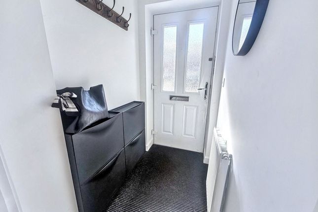 3, Saxilby Close, Cramlington photo 3