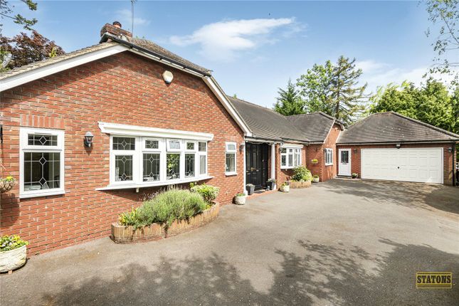 Thumbnail Bungalow for sale in Musgrave Close, Hadley Wood