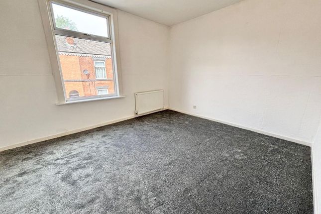 7, William Street, Radcliffe photo 3