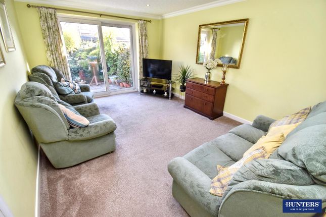 27, Harrington Road, Wigston photo 4
