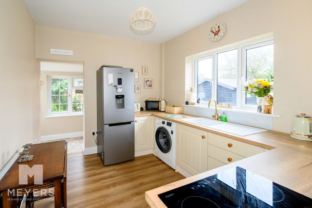 15, Woolsbridge Road, Ringwood photo 4