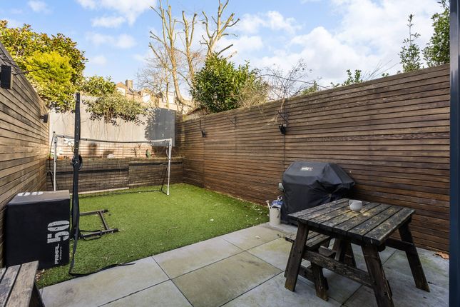 42, Ingham Road, London photo 4