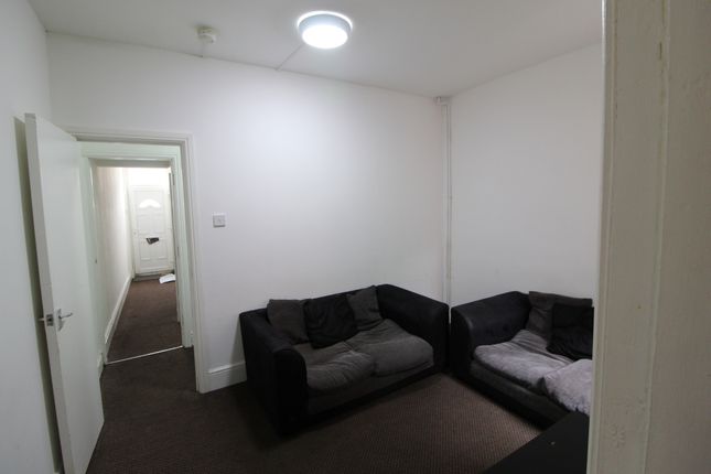 27, St. Georges Road, Coventry photo 2