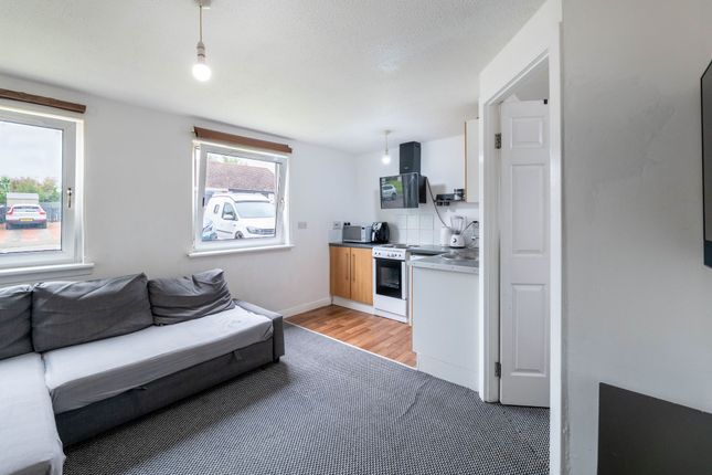 103 Tippet Knowes Park, Broxburn photo 2