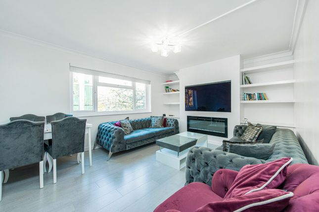 Maisonette to rent in Hobbs Place Estate, London