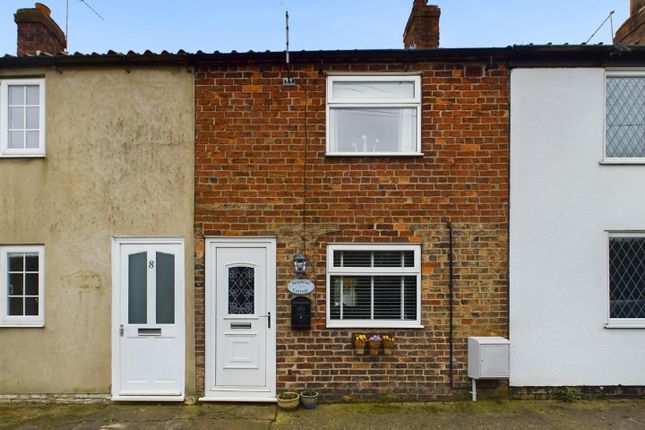 Cottage for sale in Back Lane, Seaton, Hull