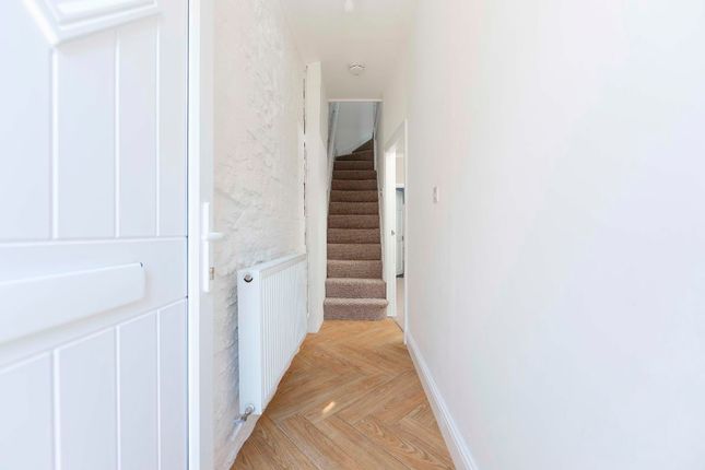 3 Nash Street, Mountain Ash photo 3