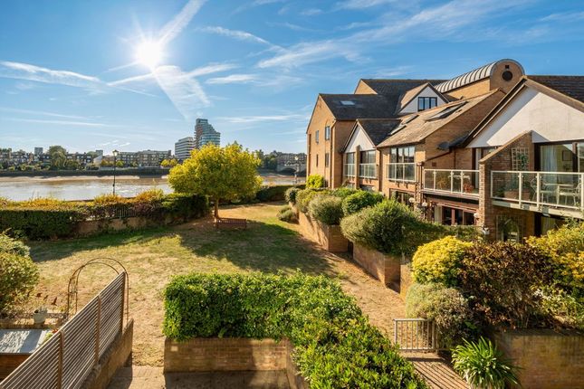 45 Carrara Wharf, Ranelagh Gardens, London photo 4