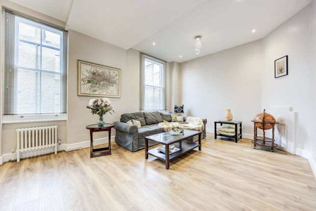 Flat to rent in Old Brompton Road, Earls Court, London