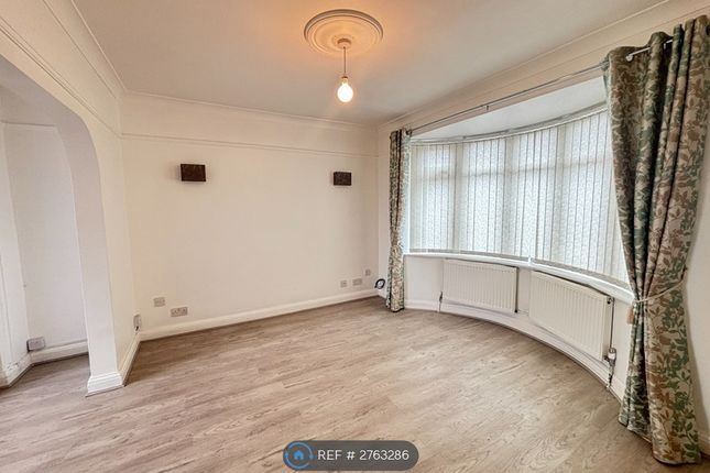 Marlow Drive, Cheam, Sutton photo 2