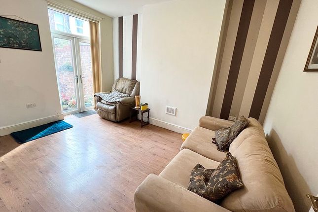 31, Osborne Street, Salford photo 3